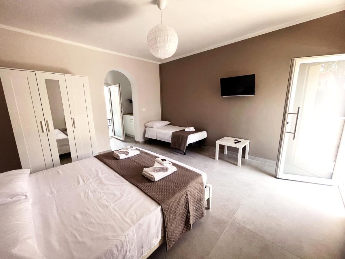 B&B Il Tirreno Cipollina Eksteriør billede